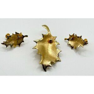 Vintage Giovanni Gold Tone Christmas Holly Leaf Brooch Pin & ScrewBack Earrings‎